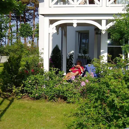 아파트 Strandlaeufer Im Haus Strelasund