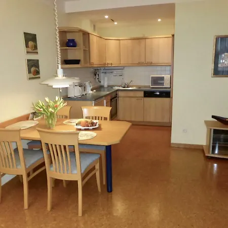 Appartement Strandlaeufer Im Haus Strelasund Binz